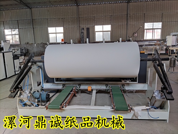 1880型衛(wèi)生紙復(fù)卷機